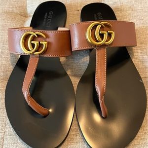Gucci Sandals size 38 (7.5) tan